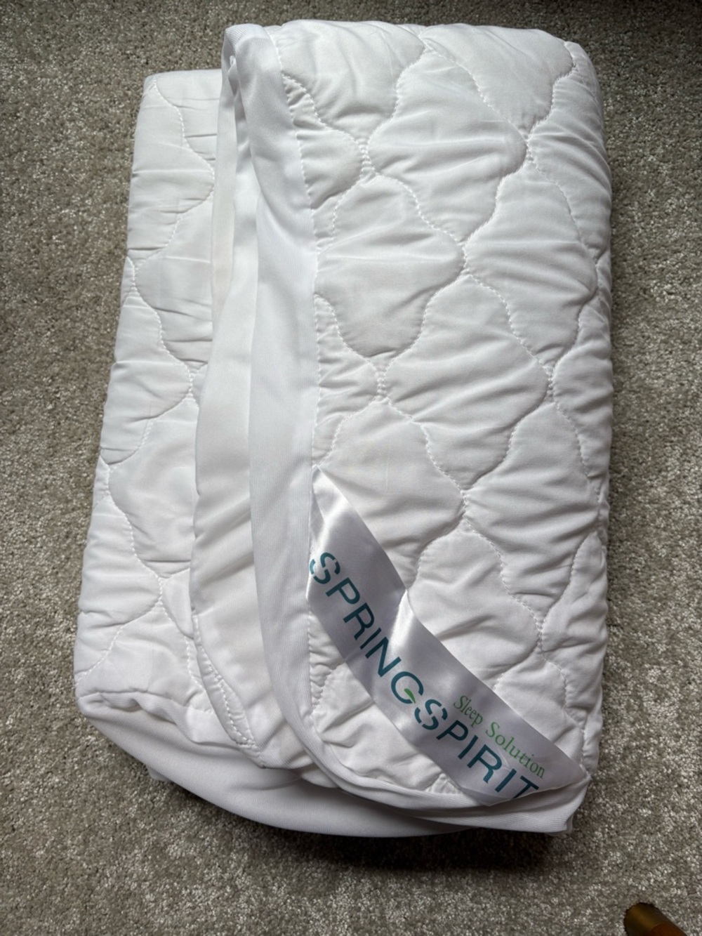Twin Size White Quilted Mattress Protector - Soft Waterproof Cover